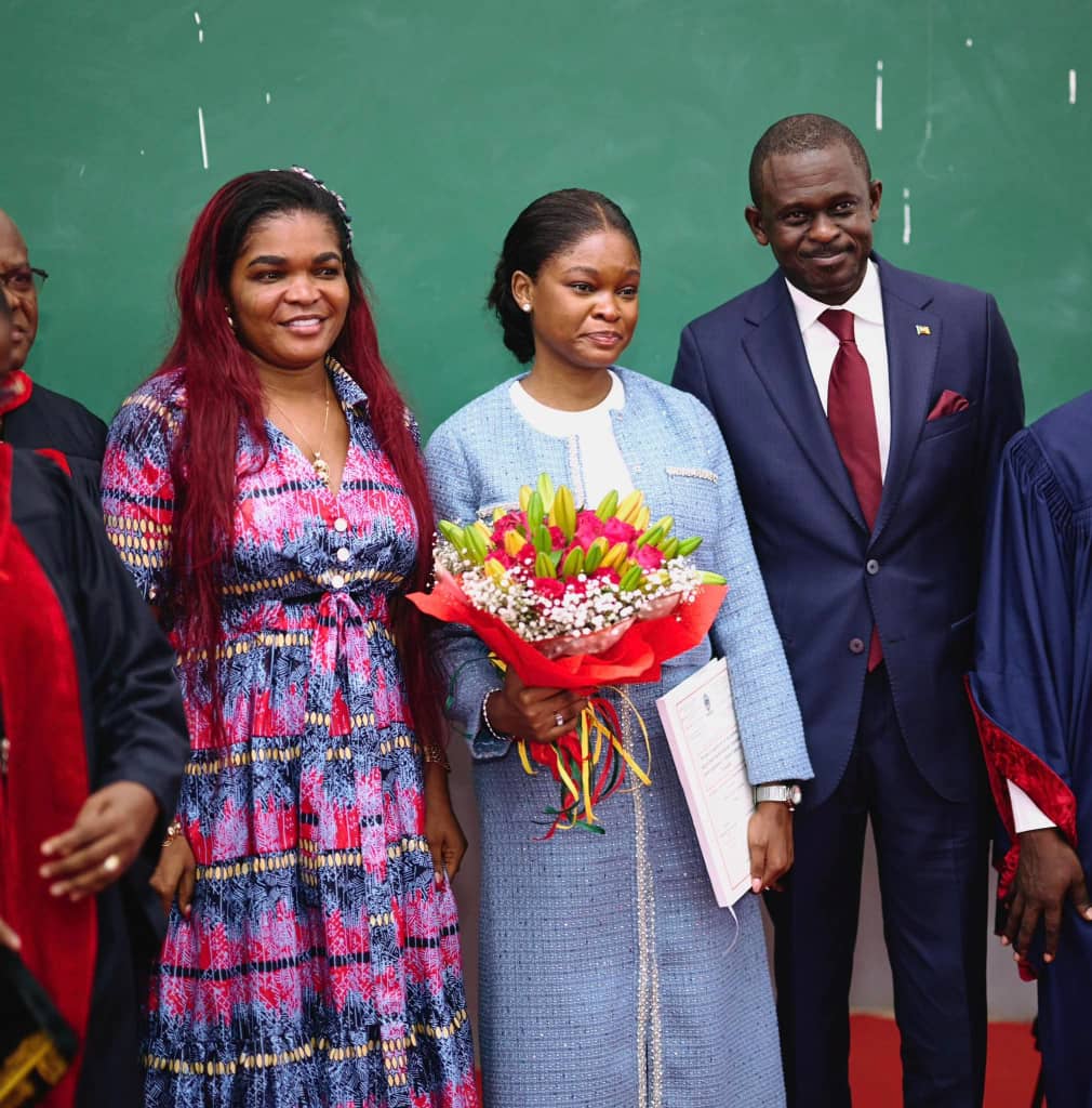 e 16 juin 2025, la chanteuse gospel Indira Baboke a obtenu son doctorat en médecine avec mention spéciale, à seulement 23 ans.