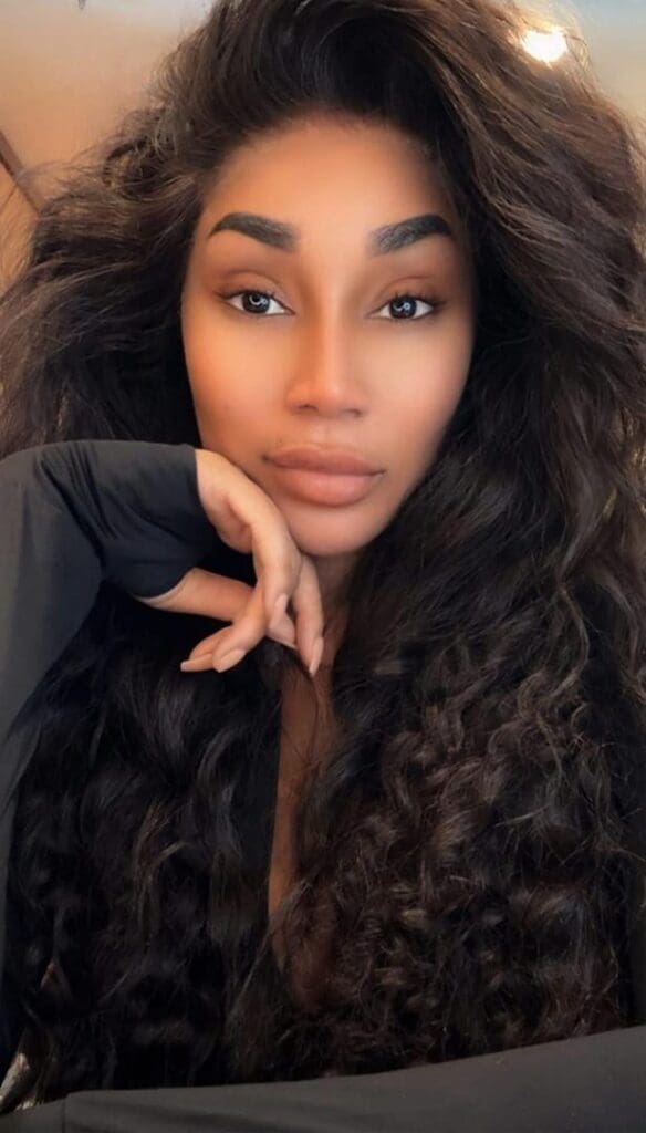 Sexualité chez les jeunes africains : Emma Lohoues et Carlia Fassi s’expriment sans filtre