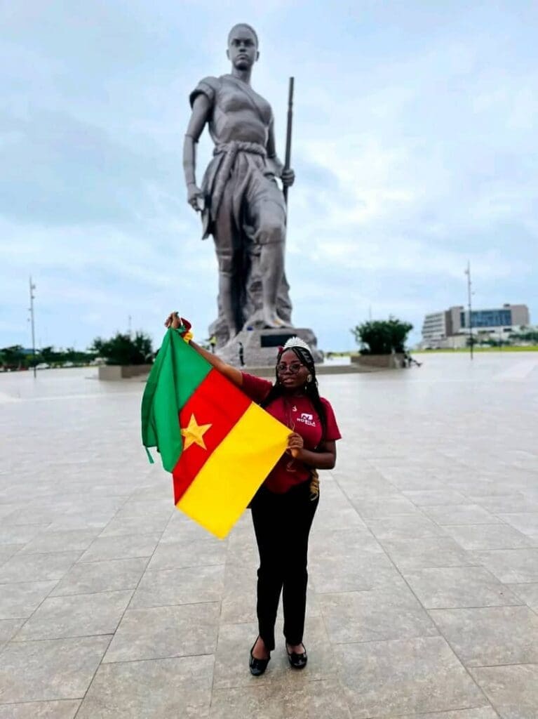 Lorena Lekeufack : De miss littérature Afrique à Clim'Art Créations & Conscience