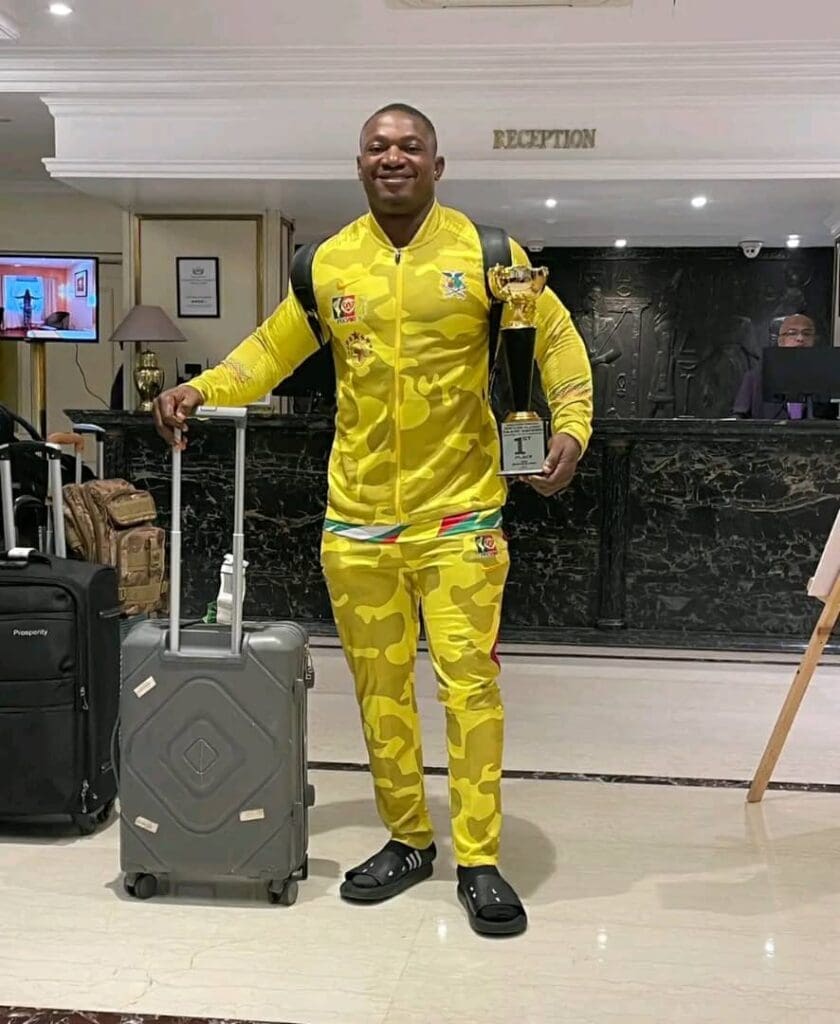 Ulrich Ndadjie incarne la réussite d’un sport plus ou moins méconnu au Cameroun : le bodybuilding. De passage dans les locaux de Laura