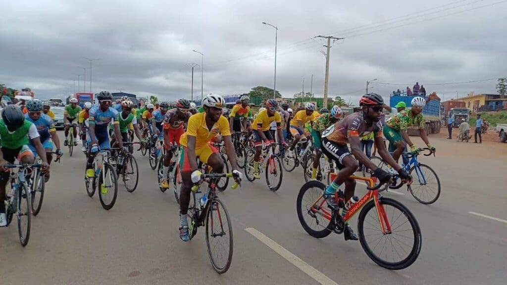 Course cycliste International de Côte d’Ivoire 2025 : le courreur camerounais Kuéré Nounawé remporte la 3ème étape