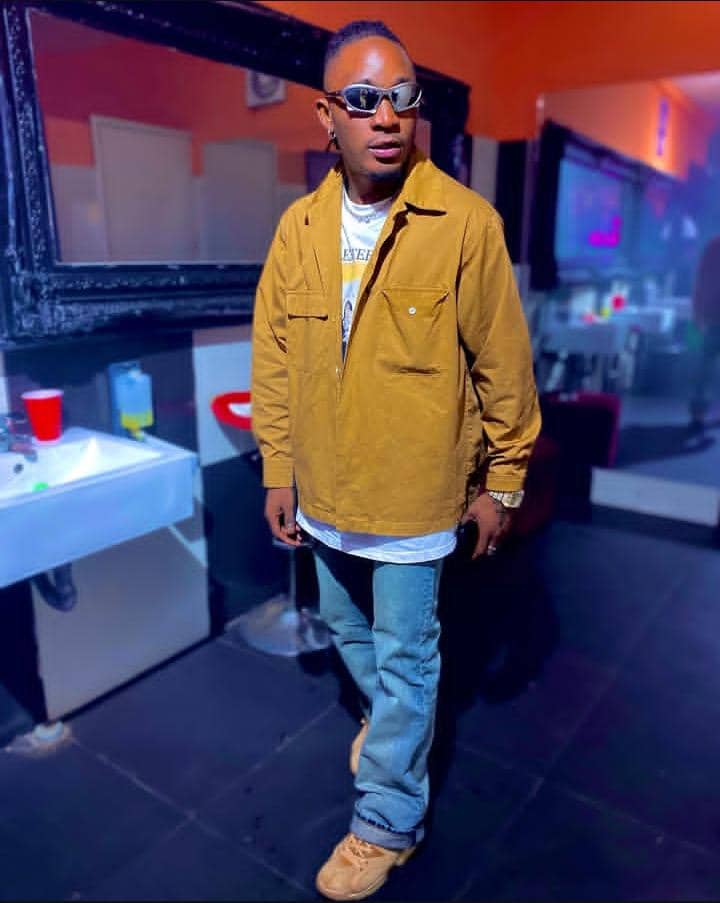 Bertin Rayon, le chorégraphe camerounais derrière la danse virale de DJ Kedjevara