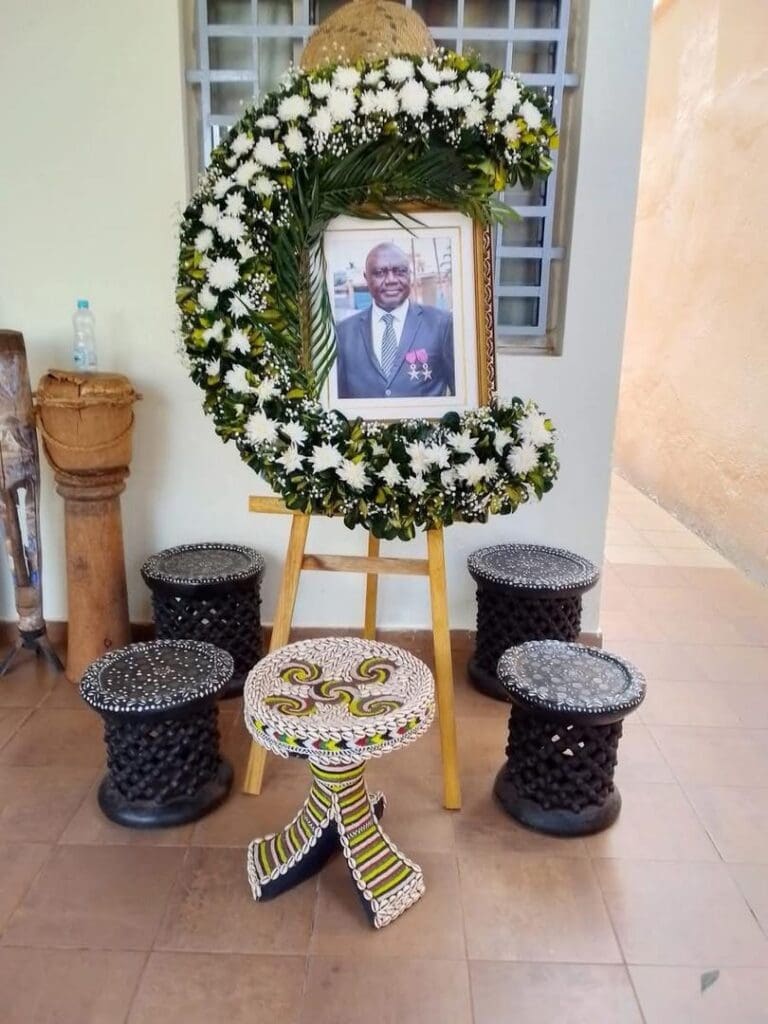 La scène humoristique camerounaise a perdu l’un de ses plus grands talents: Kouokam Narcisse. L’illustre humoriste, connu pour son 
