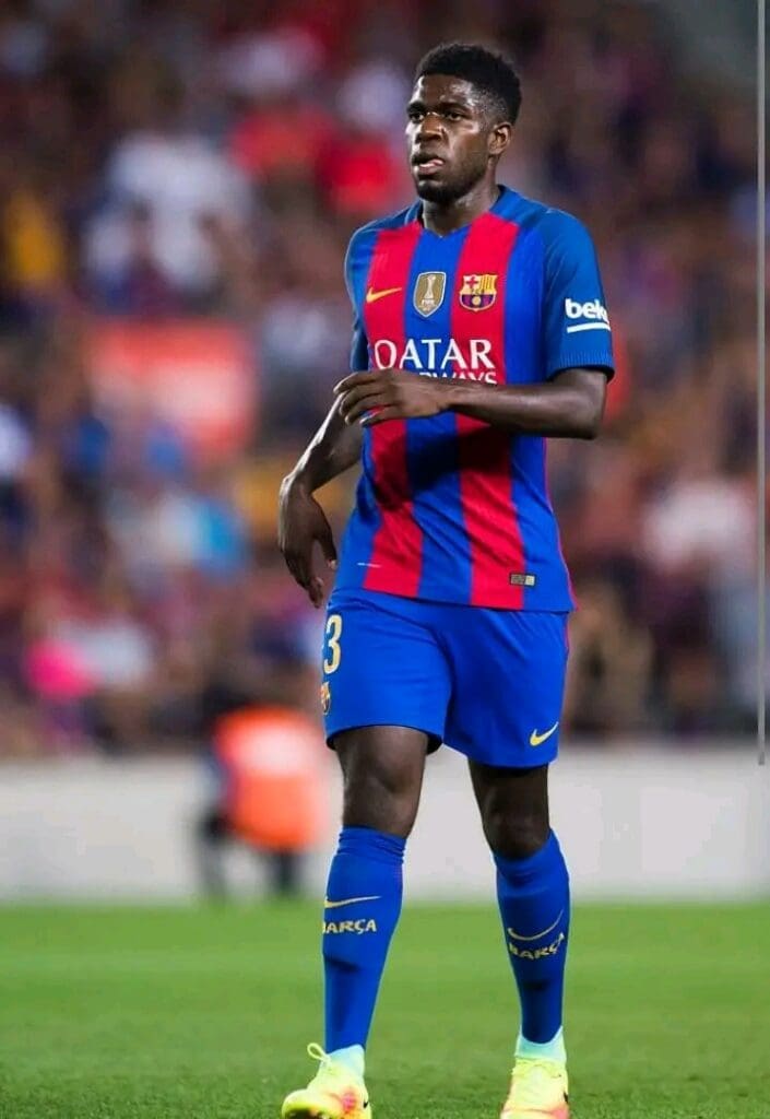 Samuel Umtiti a annoncé hier lundi 15 septembre 2025 sur son compte Instagram la fin de sa carrière professionnelle à 31 ans, trois 