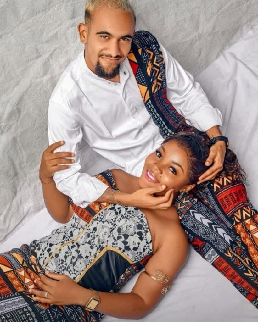 Le mariage n’attend plus forcément la trentaine chez certaines célébrités africaines. Ces dernières années, plusieurs figures connues 