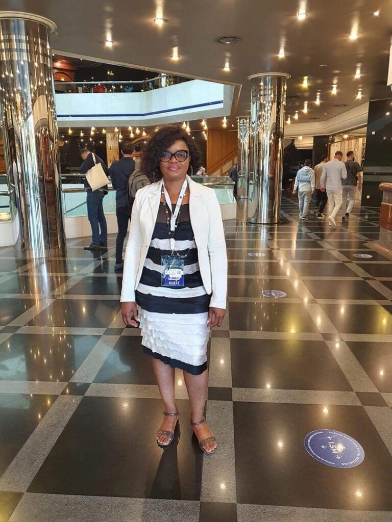 « La femme doit avoir son mot à dire » : Dinaly rend hommage à Me Ndoki, Mme Fampou et Me Nkom