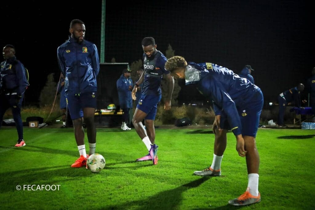Malgré l'absence de liste officielle due au conflit entre la FECAFOOT et Marc Brys, le stage préparatoire des Lions Indomptables pour le