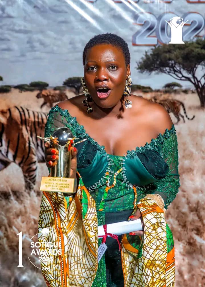 Le Cameroun a vécu une soirée historique aux Sotigui Awards 2025, tenus le samedi 15 novembre à Ouagadougou. Trois actrices 