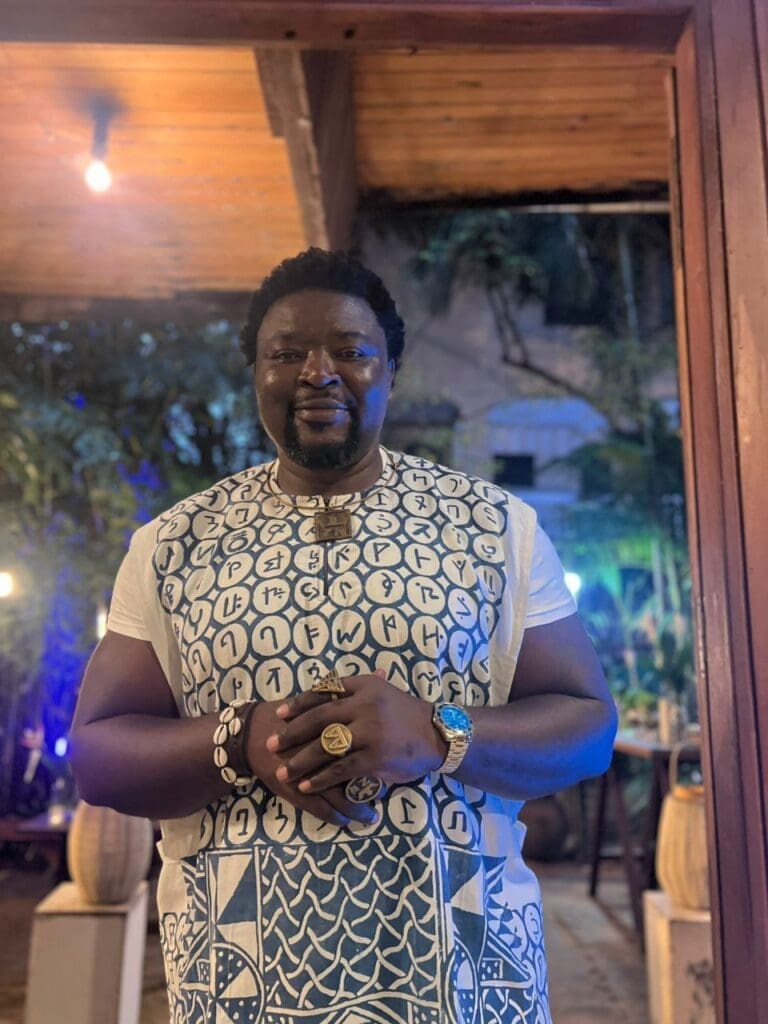 À l’approche du Douala Music Art Festival 2025, la rédaction de Laura Dave Media a rencontré, ce lundi 24 novembre 2025, Zacharie