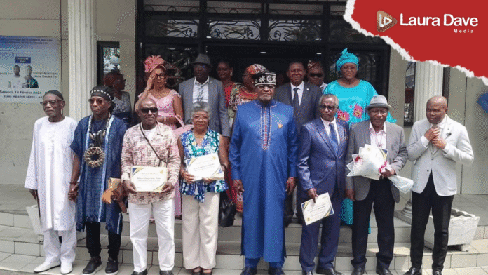 article fbk people-Récupéré-Récupéré-Récupéré-Récupéré