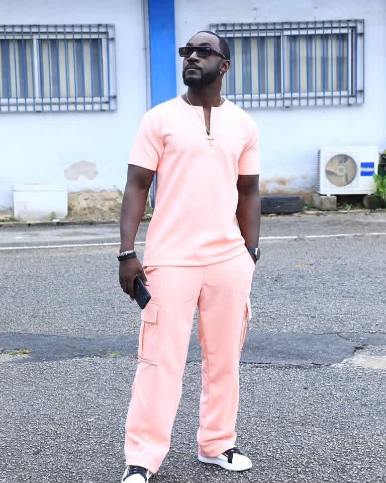 Lors d’un entretien accordé le 13 mai 2026, l’artiste ivoirien Shaoleen s’est confié avec sincérité sur son parcours musical, ses