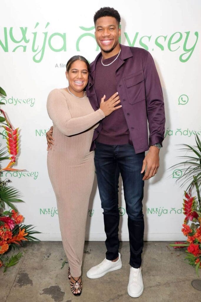 Jugée « pas assez belle » pour la star de NBA Giannis Antetokounmpo, son épouse reçoit une réponse pleine d'amour du basketteur