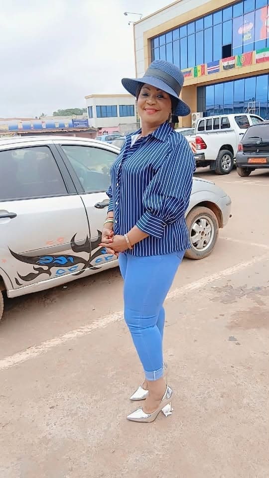 Près de trois décennies après ses plus grands succès, Jacky Biho continue de marquer la scène musicale camerounaise. Sur 
