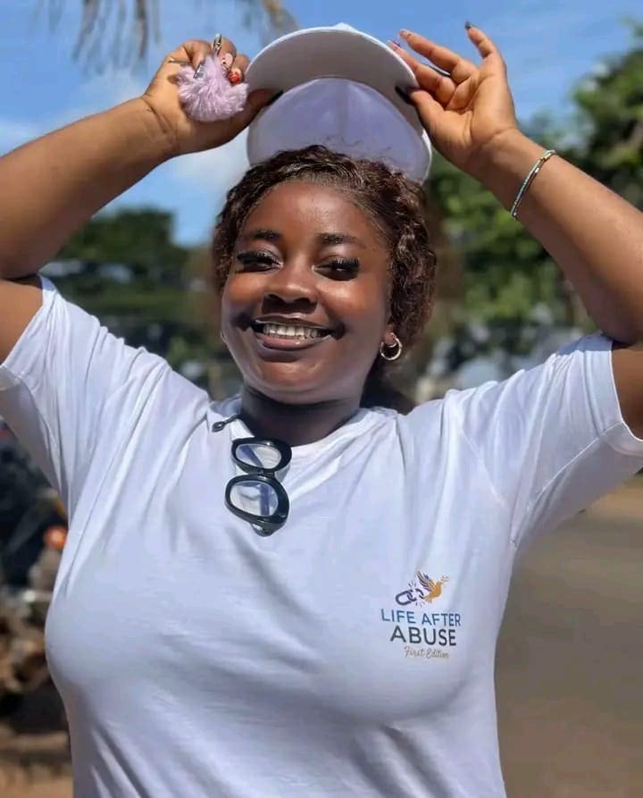 Longtemps confrontée aux difficultés de l'entrepreneuriat, la tiktokeuse Nchang Belinga a pourtant réussi à transformer