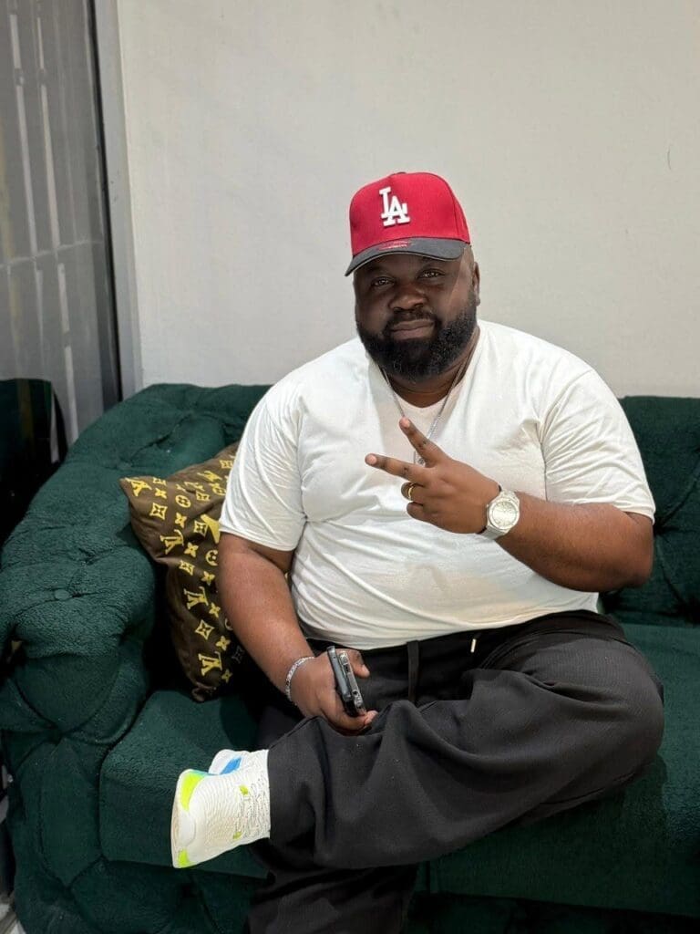 l'artiste rappeur Metuschelah a livré une analyse à contre-courant, estimant que ces affaires dépassent le simple cadre de la vie privée ou des fuites accidentelles.
