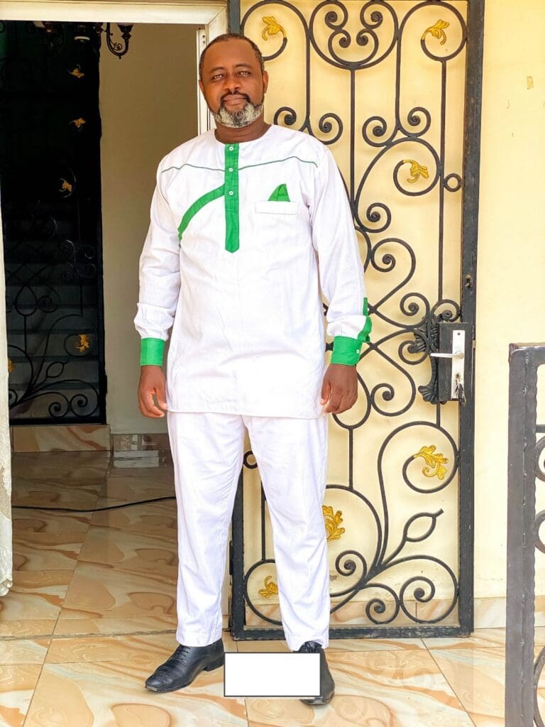 Alex Kembou, informaticien et acteur, le virage inattendu d’un homme discret