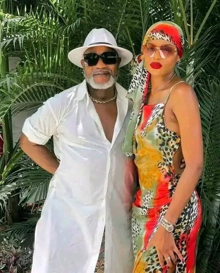 Didi Stone, mannequin international et fille du chanteur Koffi Olomidé, a levé le voile sur une réalité vécue par de nombreuses