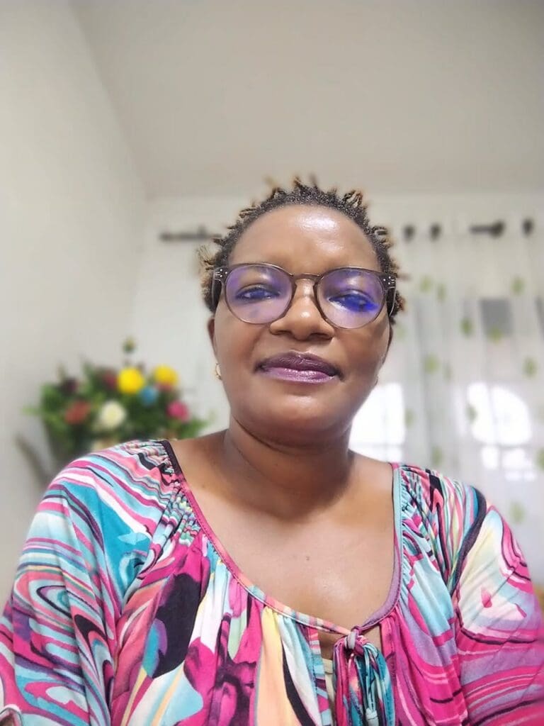 On peut être mariée et se sentir terriblement seule, alerte Josiane Kikie