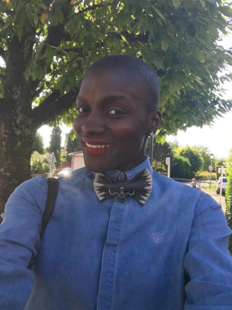  Frédérique Nanan, écrivaine et poétesse, a partagé son expérience de survivante d’un cancer du sein agressif diagnostiqué avant ses 30 ans.